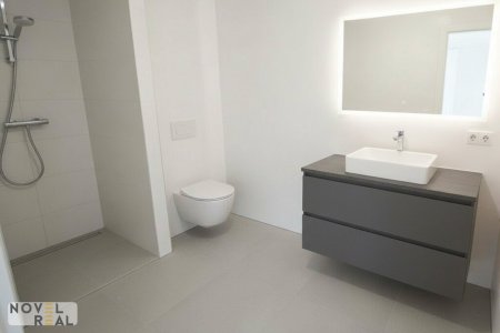 Stylisch wohnen mit Loggia – urban & entspannt