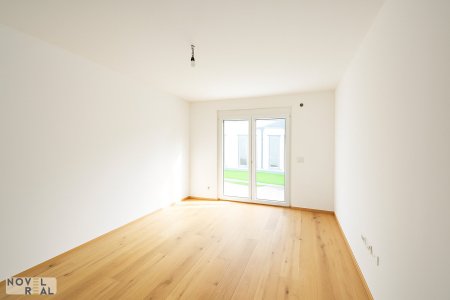 Stilvoll wohnen, draußen genießen mitGarten und Terrasse