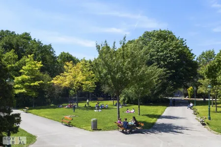 VERKAUFSSTART - GROSSZÜGIGE WOHNOASE MIT PERFEKTEM GRUNDRISS, TERRASSE UND WEITBLICK IN TOPLAGE