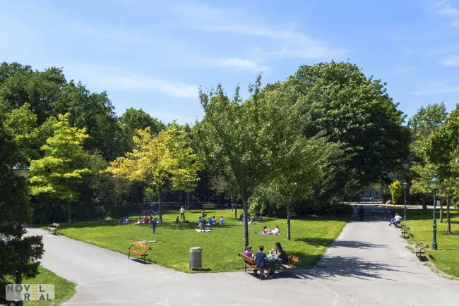 VERKAUFSSTART - GROSSZÜGIGE WOHNOASE MIT PERFEKTEM GRUNDRISS, TERRASSE UND WEITBLICK IN TOPLAGE - Bild