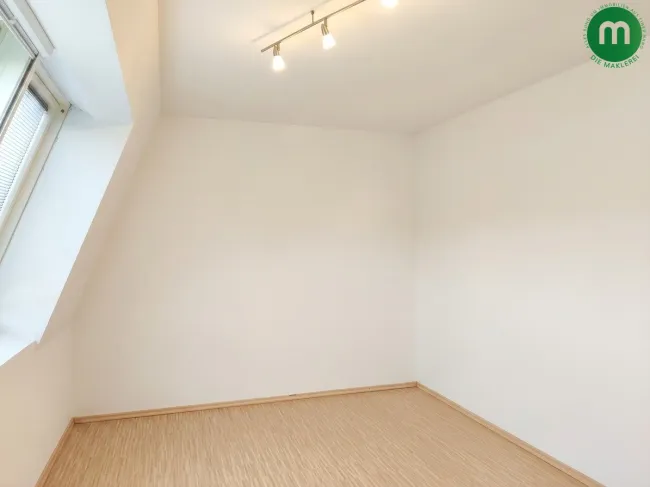 Schlafzimmer/Kinderzimmer 1