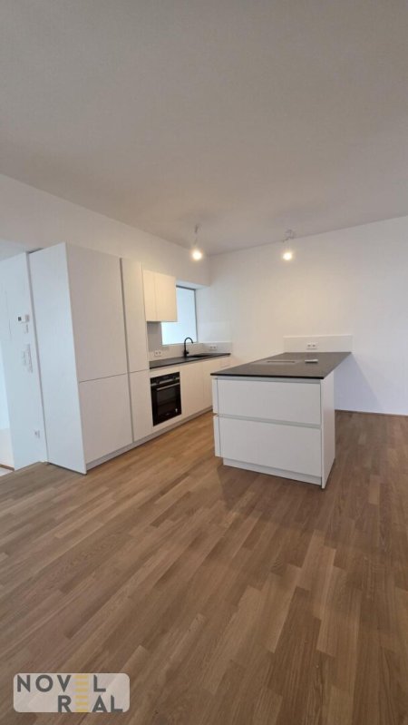 Traumhafte Dachgeschoßwohnung in 1090 Wien – Ihr Erstbezug wartet auf Sie!