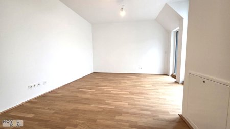 Traumhafte Dachgeschoßwohnung in 1090 Wien – Ihr Erstbezug wartet auf Sie!