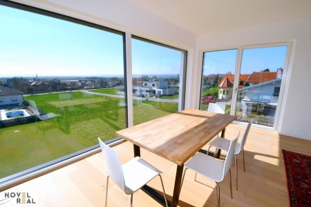 MODERNE VILLA MIT TRAUMHAFTEN FERNBLICK IN NEUSIEDL AM SEE - EINE ALTERNATIVE ZU SCHWECHAT