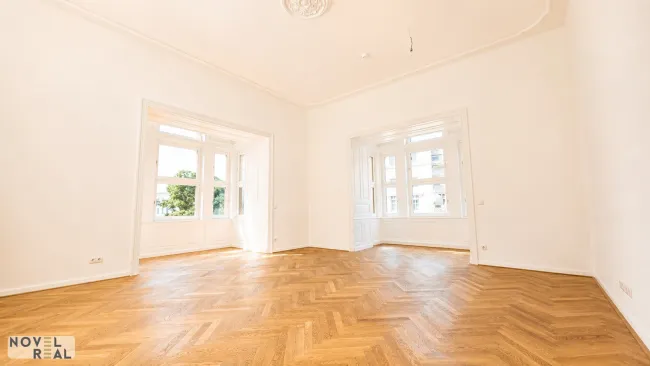 Exklusive Altbauwohnung mit drei Schlafzimmern und repräsentativem Wohnbereich im 1. Bezirk - Titelbild