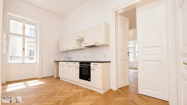 Exklusive Altbauwohnung mit drei Schlafzimmern und repräsentativem Wohnbereich im 1. Bezirk - Bild
