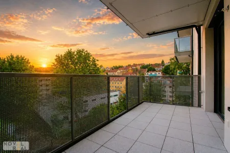 Wohnen mit Charme & Ruhe – Exklusive 2 Zimmer mit Balkon im 18. Bezirk