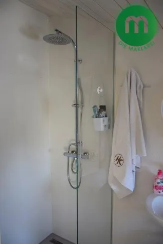 Dusche Bad 2