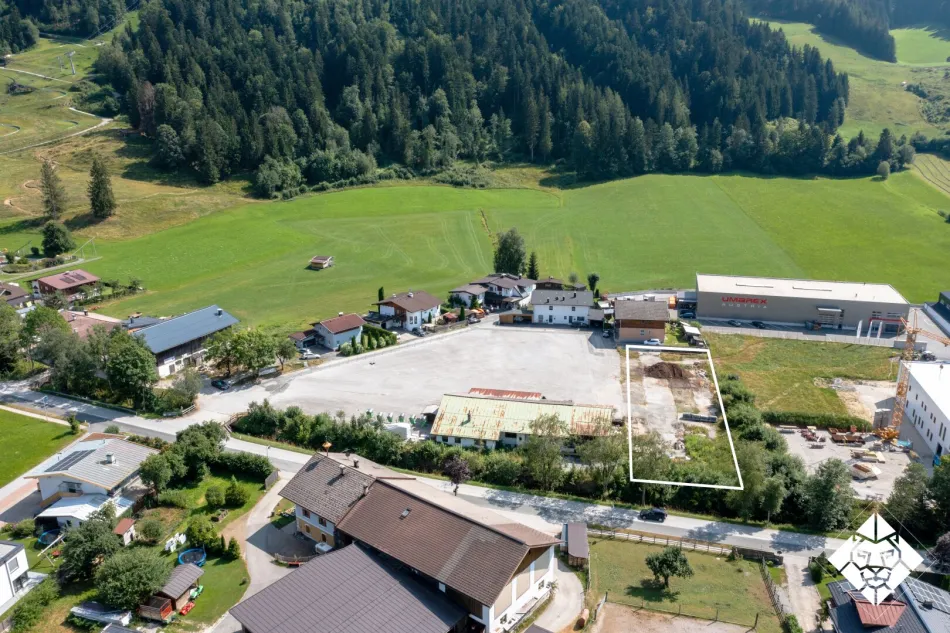 Seltene Gelegenheit! Grundstück mit geplanter Gewerbe-Mischgebiet Widmung zu kaufen - Bild