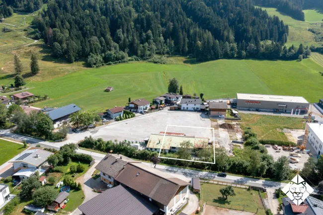 Seltene Gelegenheit! Grundstück mit geplanter Gewerbe-Mischgebiet Widmung zu kaufen - Bild