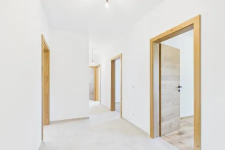 Neubaujuwel „Villenperle“ – Exklusives Zweifamilienhaus in Wörgls Villengegend