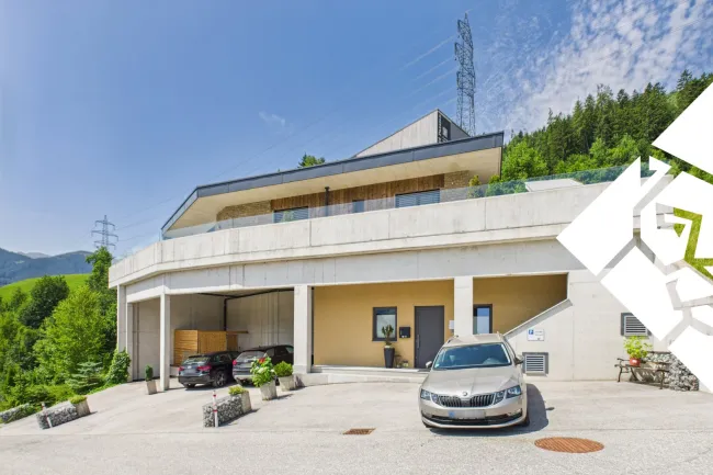 Exklusives Refugium mit Panoramablick über das Zillertal zu kaufen - Titelbild