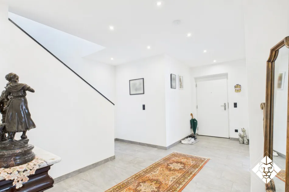 Exklusive Maisonette-Wohnung in Uderns – Ruhe, Luxus & traumhafte Dachterrasse zu kaufen - Bild