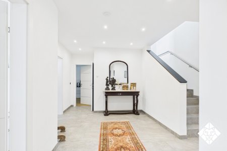Exklusive Maisonette-Wohnung in Uderns – Ruhe, Luxus & traumhafte Dachterrasse zu kaufen