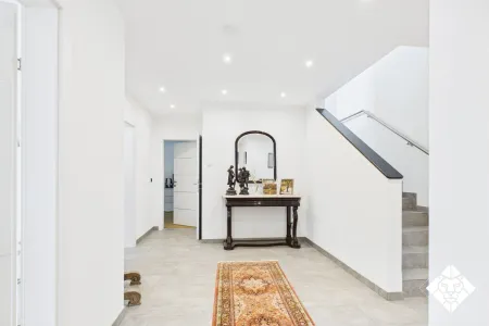 Exklusive Maisonette-Wohnung in Uderns – Ruhe, Luxus & traumhafte Dachterrasse zu kaufen