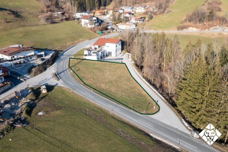 Gewidmetes Gewerbegrundstück am Niederndorferberg mit Panoramablick