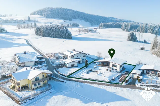 Einzigartiges Grundstück mit Altbestand in exklusiver Plateau-Lage - Bild