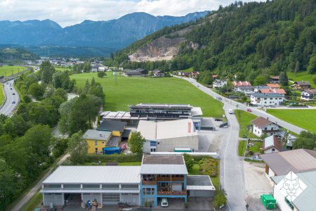 Repräsentative Gewerbehalle in Kirchbichl zu kaufen