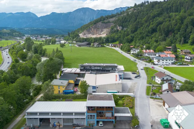 Repräsentative Gewerbehalle in Kirchbichl zu kaufen - Bild