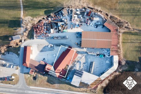 In der Errichtung befindliche Gewerbehallen in Walchsee zu vermieten.