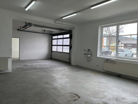 Gewerbehalle in Ternitz, Ortsteil Pottschach, zu vermieten
