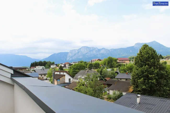 Neuwertiges 5-Zi-Reihenhaus in Mondsee mit Garten, 2 Terrassen, 2 Garagen, Balkon! - Titelbild