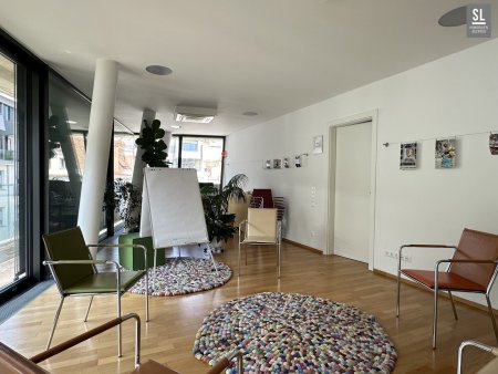 128m² ruhige - coole Stadtwohnung oder Praxis/Büro mit 33m² großem Süd-Westbalkon Nähe Kunsthaus, 2 TG Plätze optional
