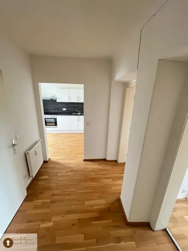 Sehr schöne und unprätentiöse Zweizimmerwohnung in direkter Nähe zum Citypark zu vermieten. Haustiere erlaubt. - Bild
