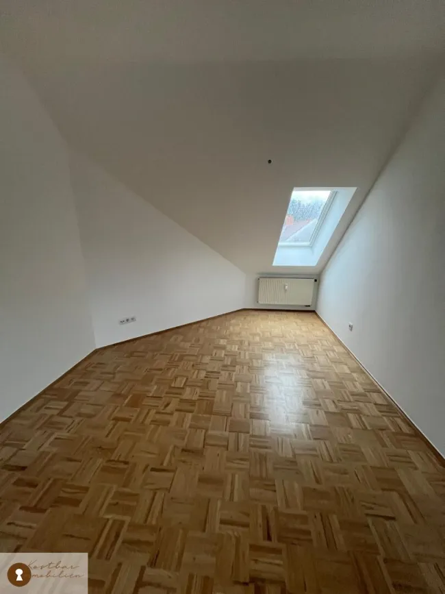 Klein aber oho: entzückende Kleinwohnung am Hauptplatz 17 in Frohnleiten – Ihr neues Zuhause im Herzen der Steiermark zur Miete! - Bild