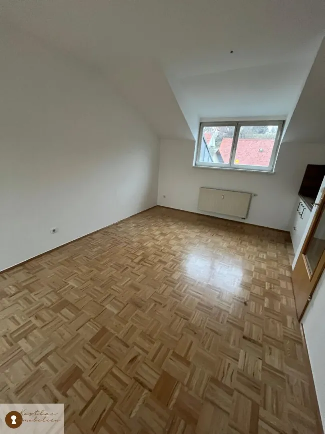 Klein aber oho: entzückende Kleinwohnung am Hauptplatz 17 in Frohnleiten – Ihr neues Zuhause im Herzen der Steiermark zur Miete! - Bild