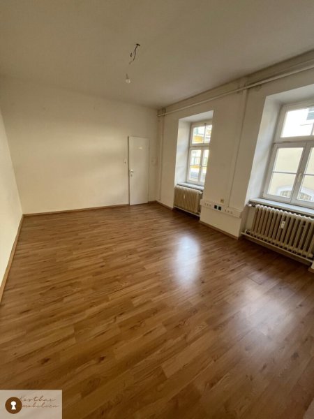 Attraktive Zweizimmerbüro- und Praxisfläche in Top-Lage – Hochfrequentiert und flexibel nutzbar zur Miete!