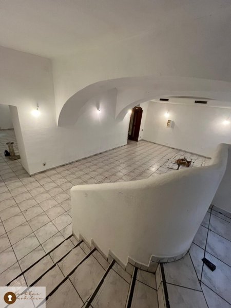 Büro, Praxis, Atelier, Seminarraum oder Vereinshaus & Bürofläche – Der perfekte Ort für Teams und Projekte zur Miete in der Gartengasse!