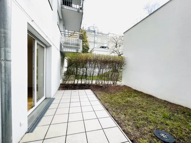 3-Zimmer GARTENWOHNUNG mit Terrasse - zentrale Ruhe-Lage - Bild