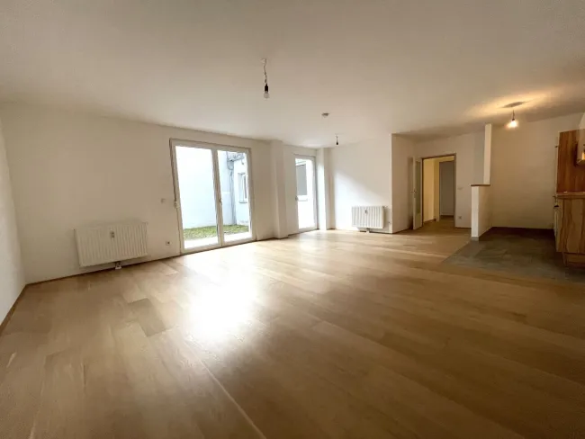 3-Zimmer GARTENWOHNUNG mit Terrasse - zentrale Ruhe-Lage - Bild