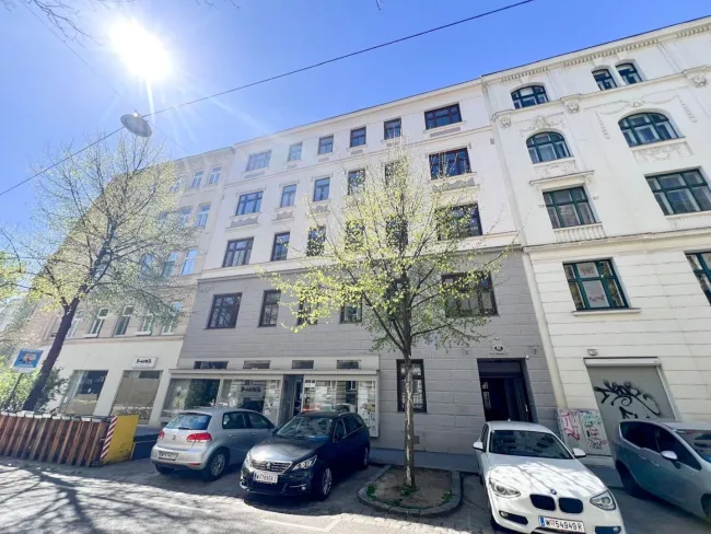 Wiener Altbaucharme - Charmante 3 Zimmer Wohnung in Bestlage des 2. Bezirkes - Titelbild