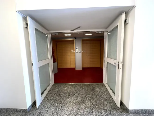 Lichtdurchflutete Bürofläche in 1190 Wien, Nußdorfer Platz - Bild