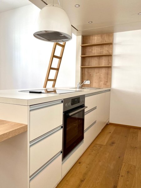 44m² City-Apartment im wunderschönen Altbau in City Lage - Nähe Naschmarkt