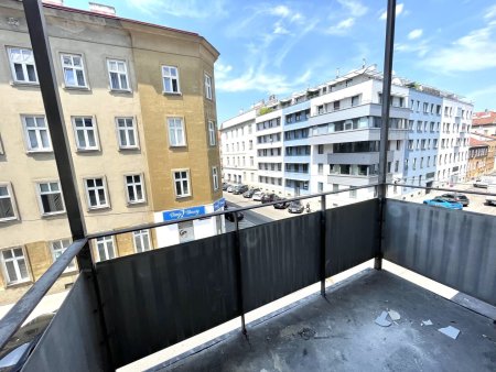 Ideale Starterwohnung mit Balkon und guter Infrastruktur
