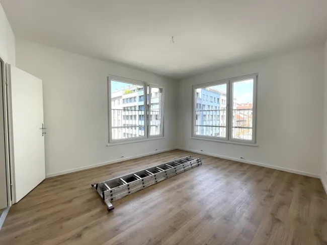Ideale Starterwohnung mit Balkon und guter Infrastruktur - Bild