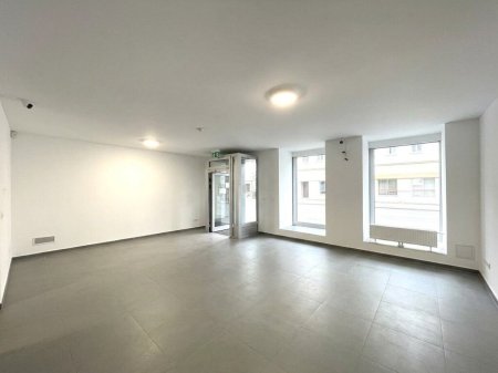 Top-Lage, Geschäftslokal zu mieten ab 1.7.26