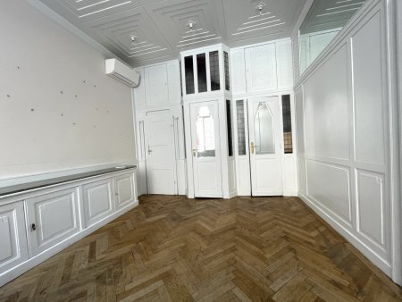 Stilvolles Altbau Geschäftslokal, im beliebten 8. Bezirk!
