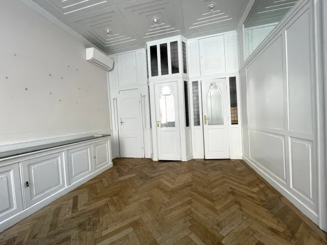 Stilvolles Altbau Geschäftslokal, im beliebten 8. Bezirk! - Bild