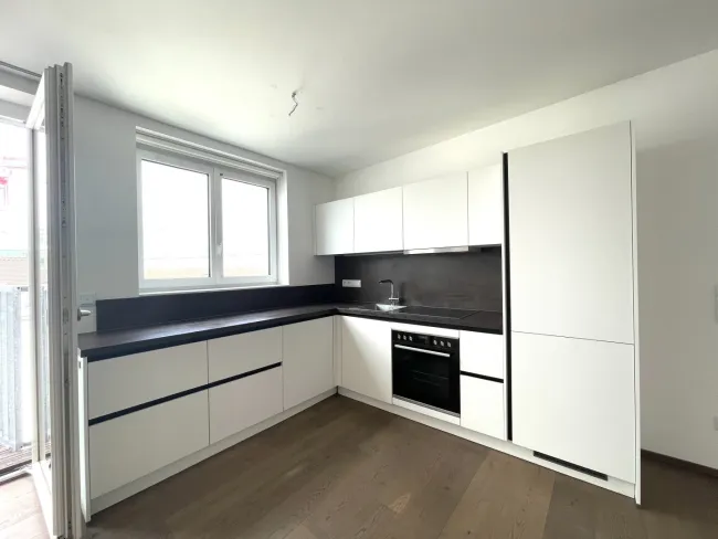 Leben über den Dächern -3 Zimmerwohnung mit Balkon in bester Lage des 5. Bezirkes! - Bild