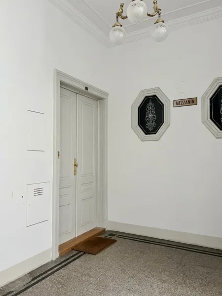 sommerangebot: 50 % weniger Provision bis 31.08.2026 Stilvolle 4- Zimmer Wohnung, im wunderschönen Stilaltbau, 3. Bezirk - Balkon Errichtung möglich!
