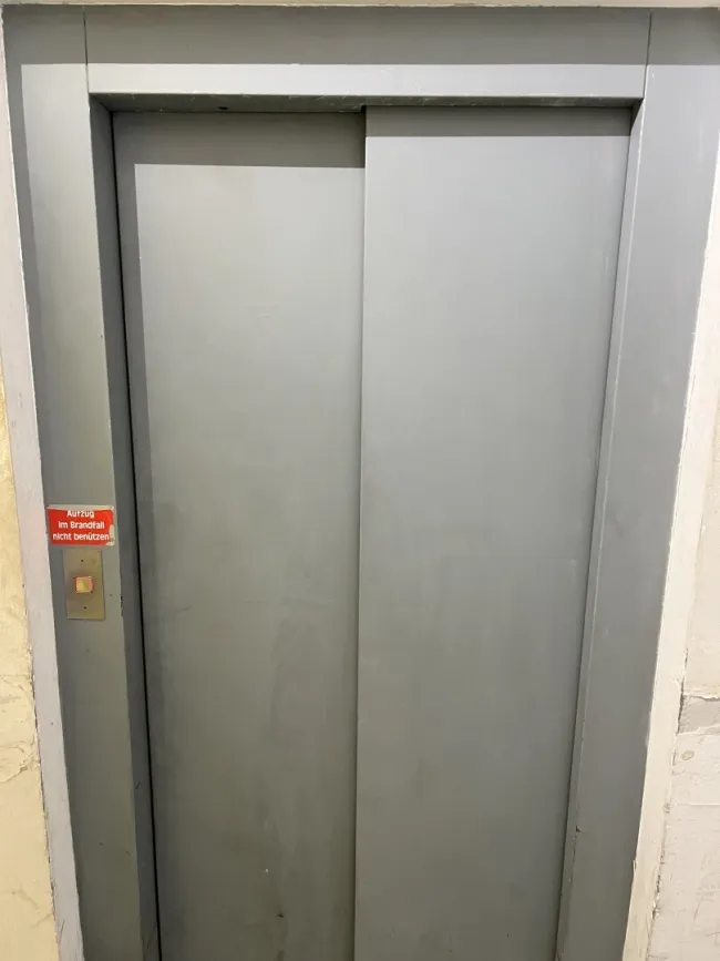 Komfortabler Garagenstellplatz in 1170 Wien - Hernalser Hauptstraße / Wattgasse - Bild