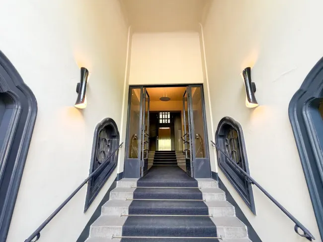 Stilvolle Altbauwohnung - 6 Zimmer - in Bestlage des 4. Bezirkes, Nähe Belvedere und Karlskirche - Bild