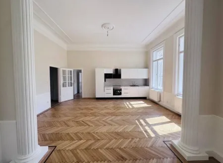 Die ersten 3 Monate mietfrei! - Stilvolle Altbauwohnung - 4 Zimmer - in Bestlage des 4. Bezirkes, Nähe Belvedere und Karlskirche
