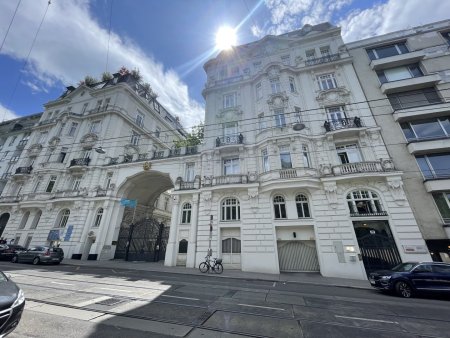 Die ersten 3 Monate mietfrei! - Stilvolle Altbauwohnung - 4 Zimmer - in Bestlage des 4. Bezirkes, Nähe Belvedere und Karlskirche