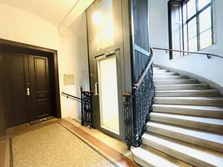 Stilvolle und geräumige 3-Zimmer-Altbauwohnung, nahe Währinger Straße