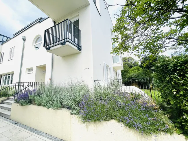 Gartenwohnung mit Weitblick: Prestige Living in Sievering - Bild